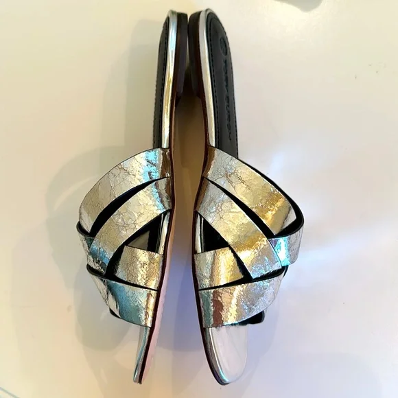 NewTory Burch Metallic Silver Slide Sandals. Size 8.5M. - Picture 5 of 10